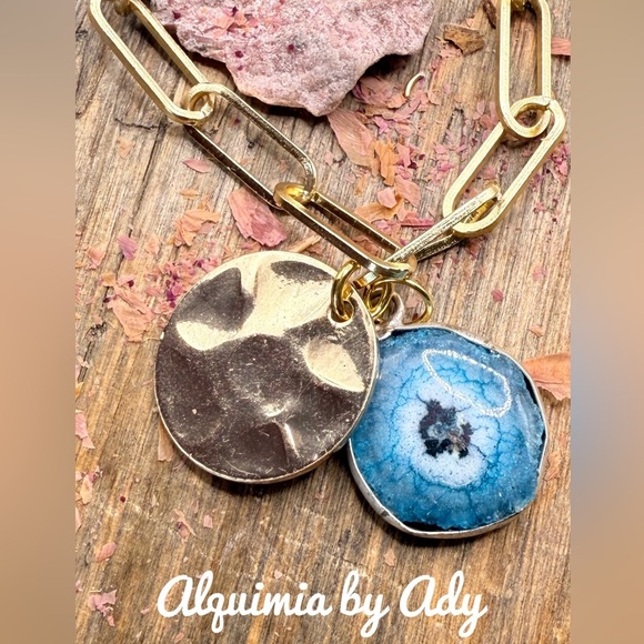 Gold and Blue solar quartz Pendant Necklace - Picture 1 of 2